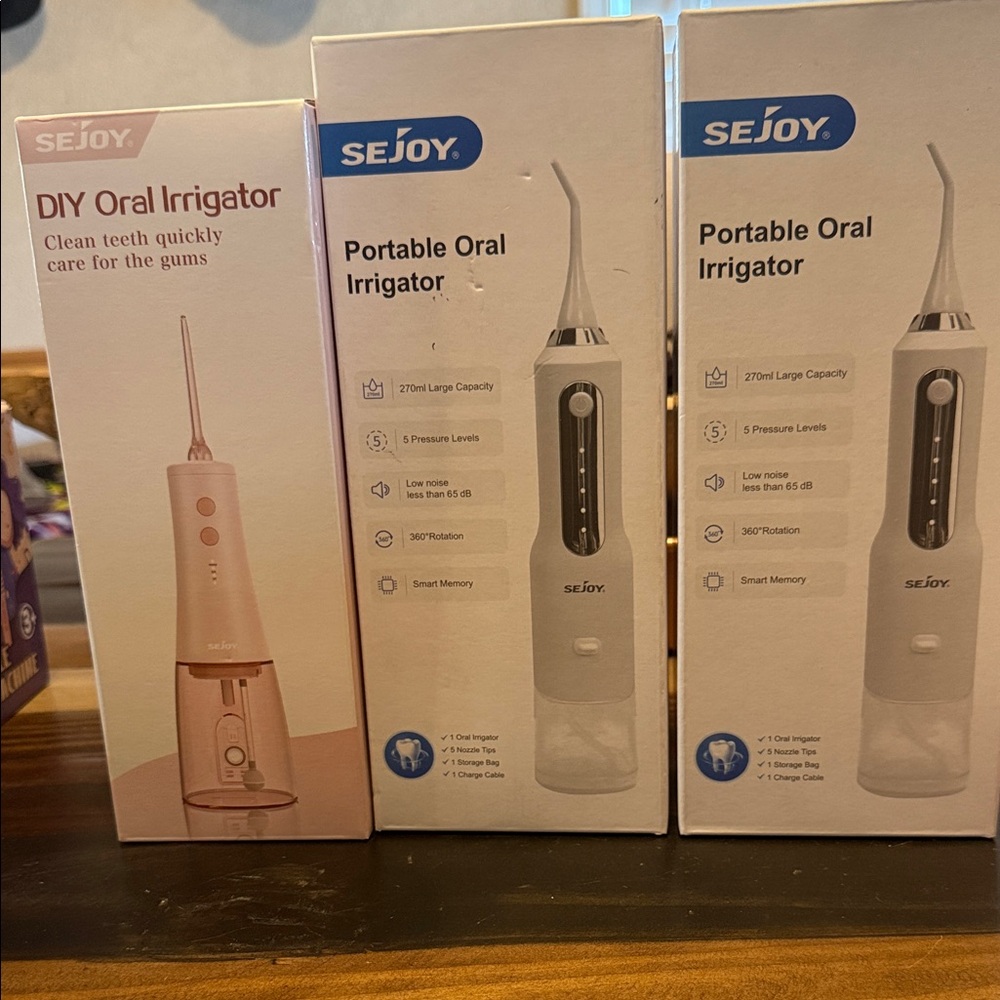 Portable Oral Irrigator - Pink and White